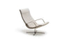 Heller Ledersessel mit Kapitonierung und Silberfuß von Desede Switzerland, ideal für Lounges.
