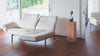 Weißes Ledersofa mit Relaxfunktion von Desede Switzerland, ideal für modernes Wohndesign.