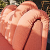 Desede Switzerland Outdoor-Sofa DS-888 in Koralle, gepolstert, ideal für stilvolle Terrassen.